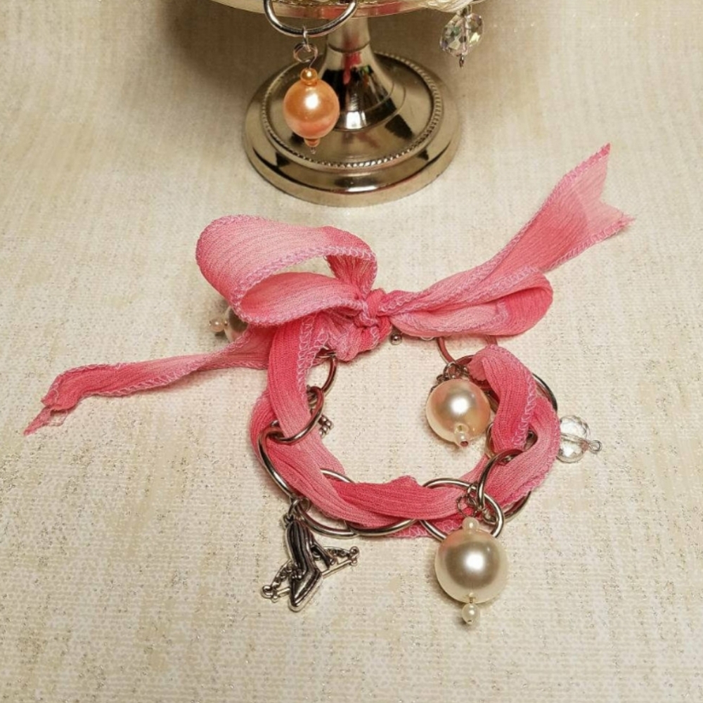 Charm bracelet